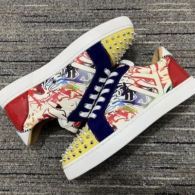 LOUBOUTINS