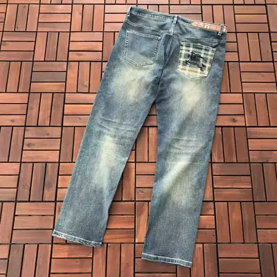 BURBERRY Jeans