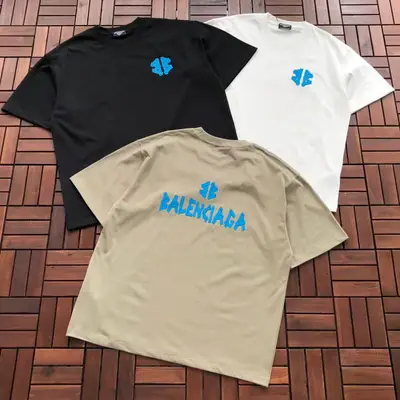 BALENCIAGA T-Shirt