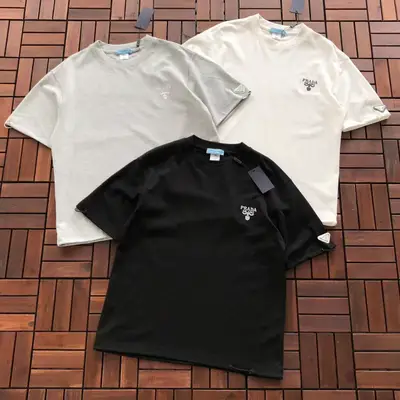 PRADA T-Shirt