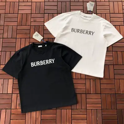 BURBERRY T-Shirt