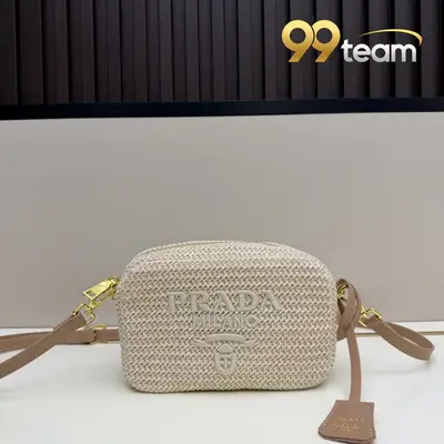 PRADA | Item ID: 09317