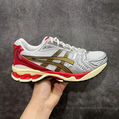 ASICS