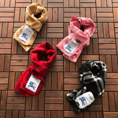 BURBERRY Schal