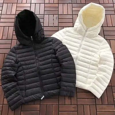 MONCLER Jacke
