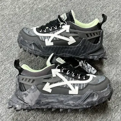 OFF-WHITE