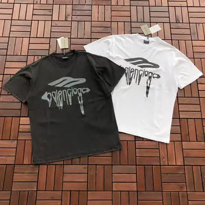 BALENCIAGA T-Shirt