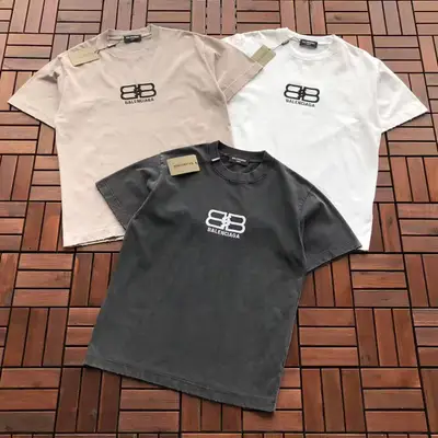 BALENCIAGA T-Shirt