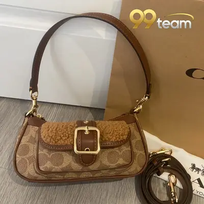 COACH | Item ID: 04544