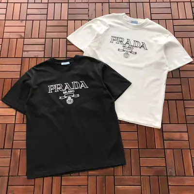 PRADA T-Shirt