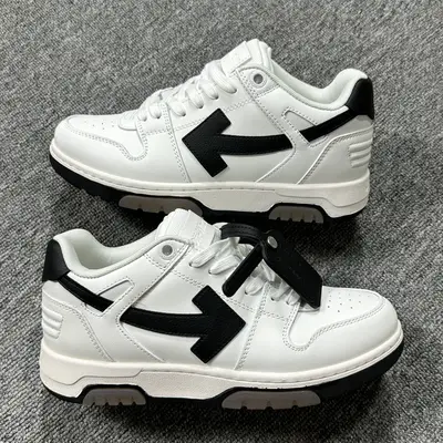 OFF-WHITE