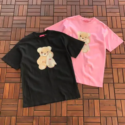 SUPREME T-Shirt