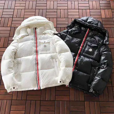 MONCLER Jacke