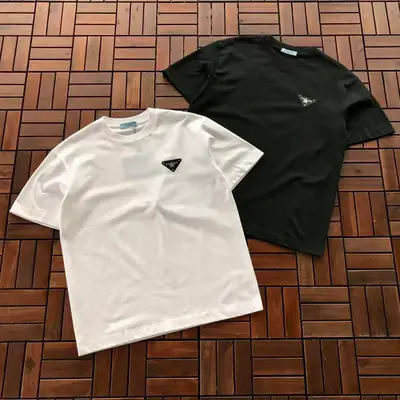 PRADA T-Shirt