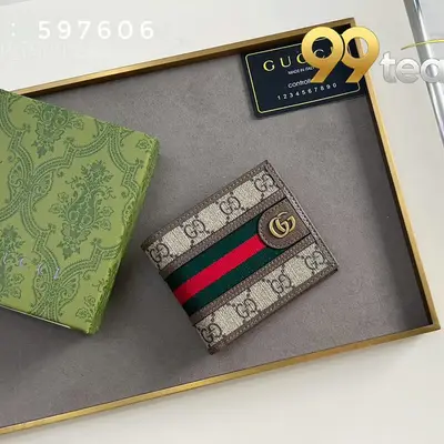GUCCI | Item ID: 17240