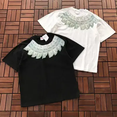 SUPREME T-Shirt