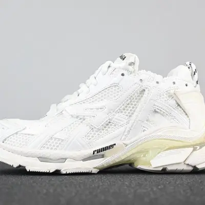 BALENCIAGA Sneaker