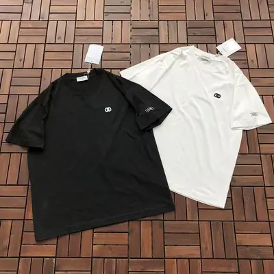 CHANEL T-Shirt