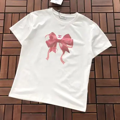 CHANEL T-Shirt