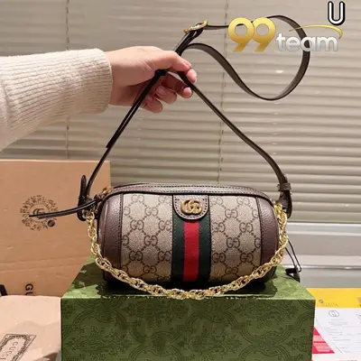 GUCCI | Item ID: 16465