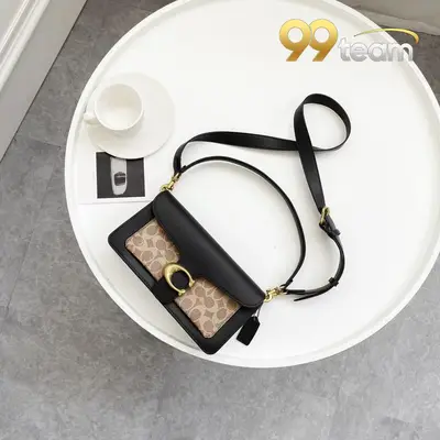 COACH | Item ID: 04776