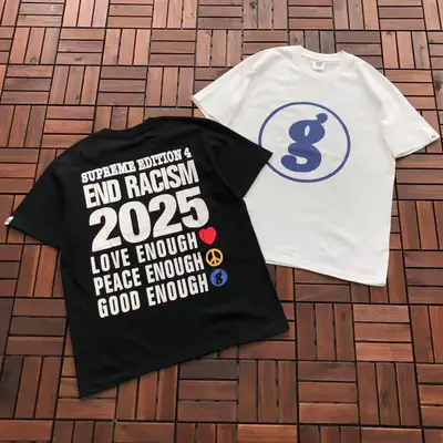 SUPREME T-Shirt