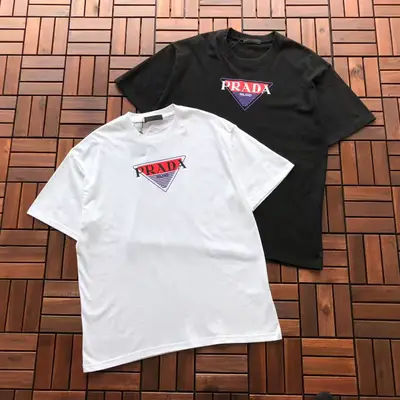 PRADA T-Shirt