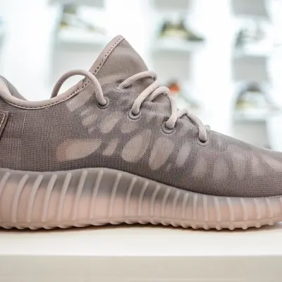 YEEZY