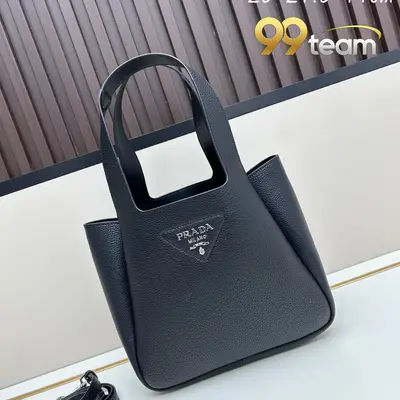 PRADA | Item ID: 09485