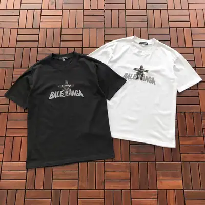 BALENCIAGA T-Shirt