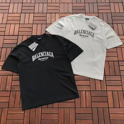 BALENCIAGA T-Shirt