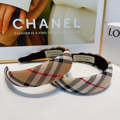 BURBERRY Schmuck