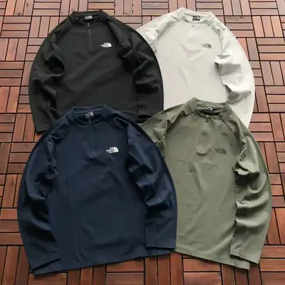THE NORTH FACE Sweater