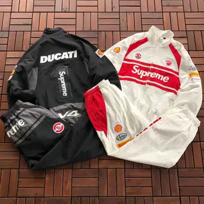 SUPREME Hose