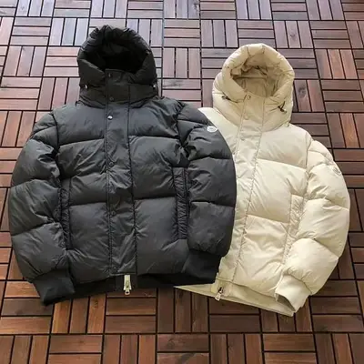 MONCLER Jacke