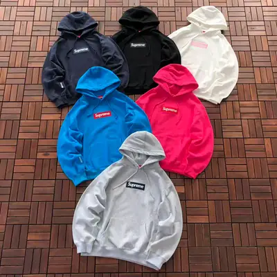 SUPREME Hoodie