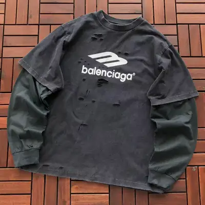 BALENCIAGA