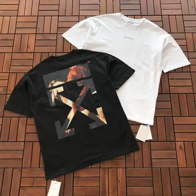 OFF-WHITE T-Shirt
