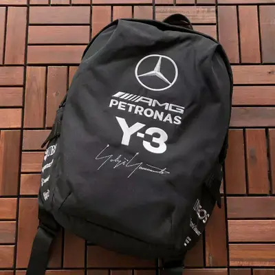YE-3 Tasche