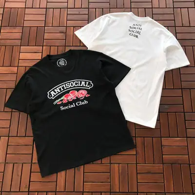 ANTI SOCIAL SOCIAL CLUB T-Shirt