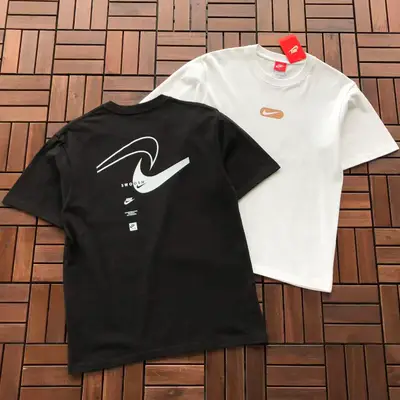 NIKE T-Shirt