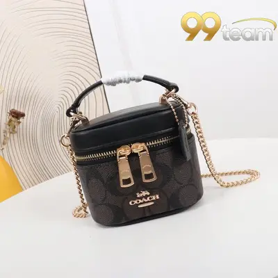 COACH | Item ID: 04523