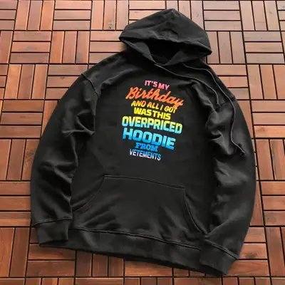 VETEMENTS Hoodie