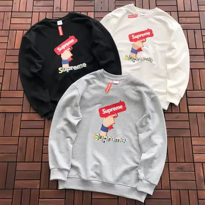 SUPREME Sweater