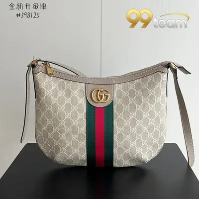 GUCCI | Item ID: 16279