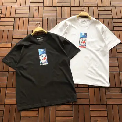 PLEASURES T-Shirt