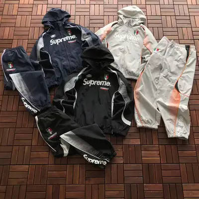 SUPREME Hose