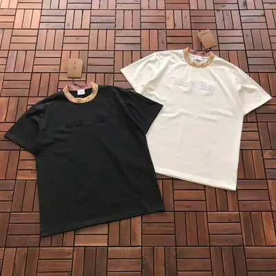 BURBERRY T-Shirt