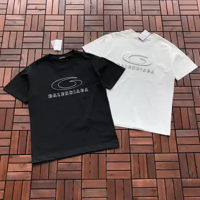 BALENCIAGA T-Shirt