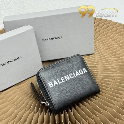 BALENCIAGA | Item ID: 21824